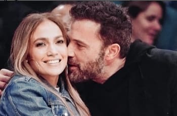 JLo y Ben Affleck tienen su momento en el Super Bowl y enloquecen a sus fans