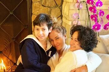 Emme y Max, mellizos de JLo, reaccionaron de esta forma cuando vieron por primera vez ‘Selena’