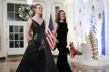 Hija de Ben Affleck y Jennifer Garner luce idéntica a la actriz durante una salida familiar