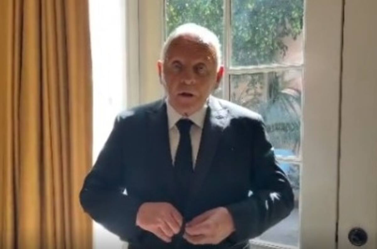 Anthony Hopkins saca a relucir sus mejores pasos de salsa en la fiesta del Oscar