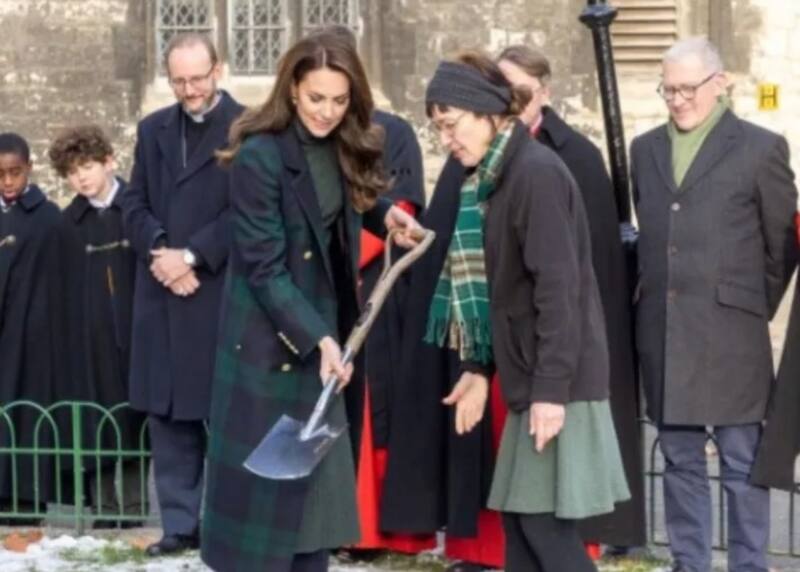 La princesa de Gales plantó un árbol en la Abadía de Westminster. - Créditos: The Sun