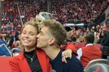 Novia del súpermodelo muerto Jeremy Ruehlemann lo despide con una devastadora carta de amor