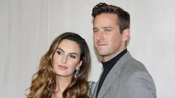 Esposa de Armie Hammer contó lo que sintió al ver el documental ‘House of Hammer’