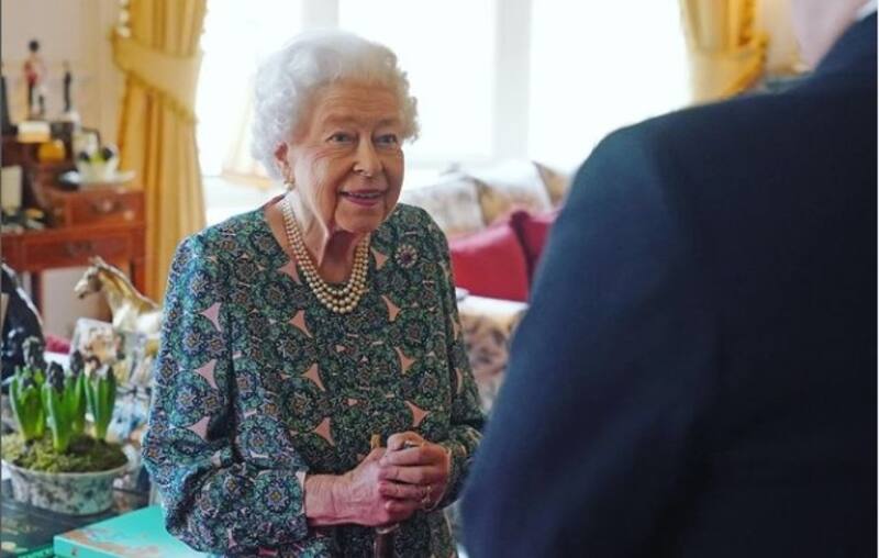 Difusión de primera foto de Isabel II como reina causa sensación - Créditos: Instagram