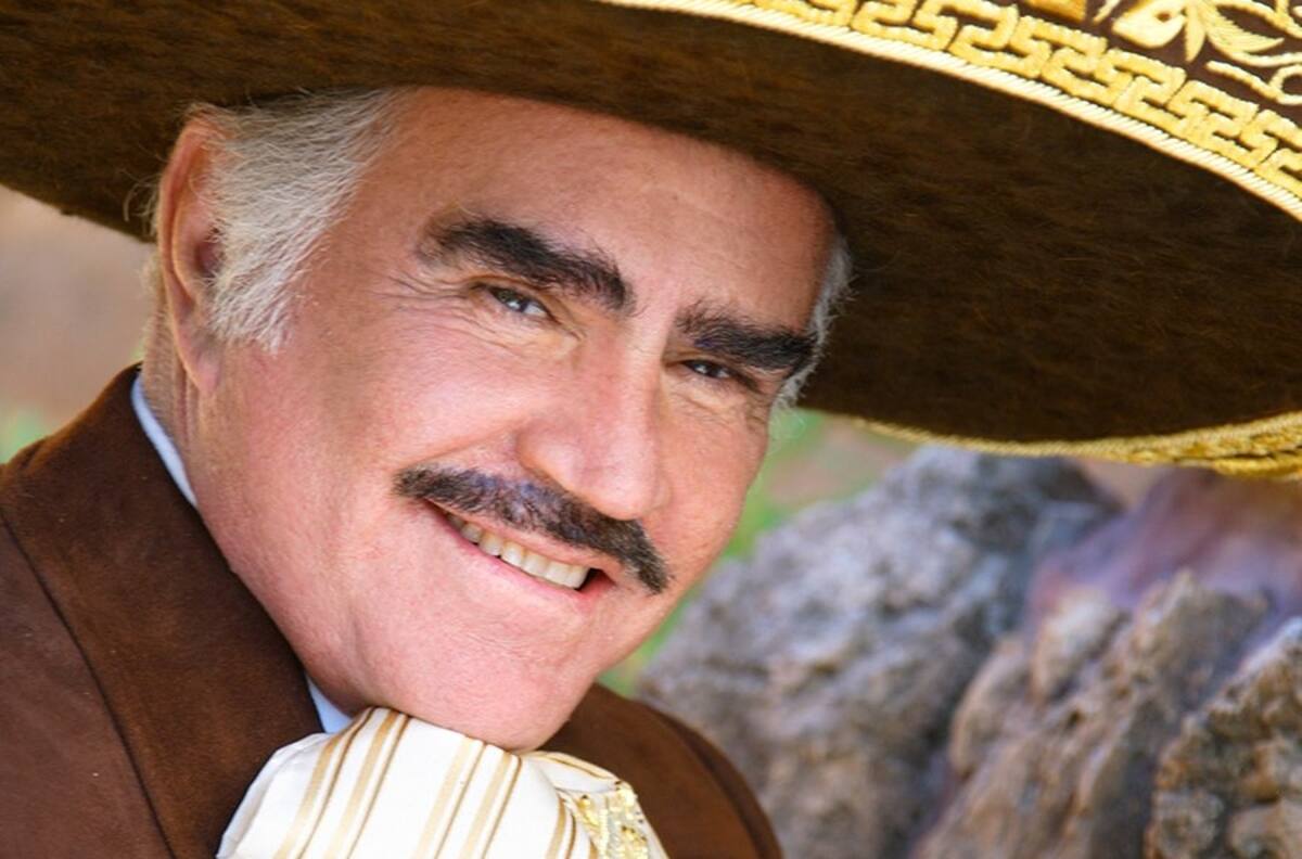 Calle con el nombre de Vicente Fernández podría ser una realidad este año