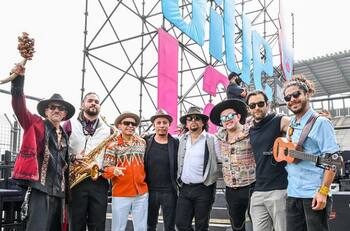 La Maldita Vecindad pide protección para María Elena Ríos, la saxofonista atacada con ácido