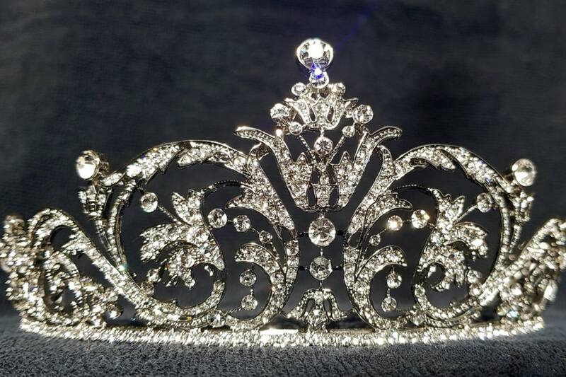 La tiara de Yorkno resulta ser una de las más populares, más no por ello es carented e buenas historias.