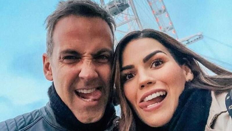 Así reaccionó Carlos Ponce ante un importante anuncio de Karina Banda - Créditos: Instagram