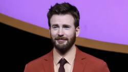 Chris Evans mantiene un noviazgo secreto con esta famosa y no es Shakira