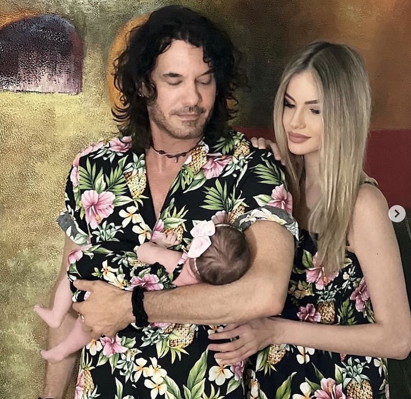 Mario Cimarro comparte el significado del nombre de su bebé - Créditos: Instagram