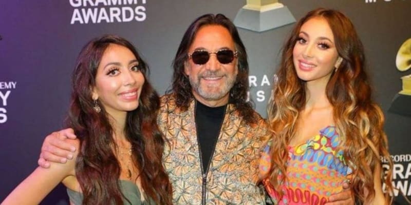 La hijas de Marco Antonio Solís se robaron las miradas - Créditos: Twitter
