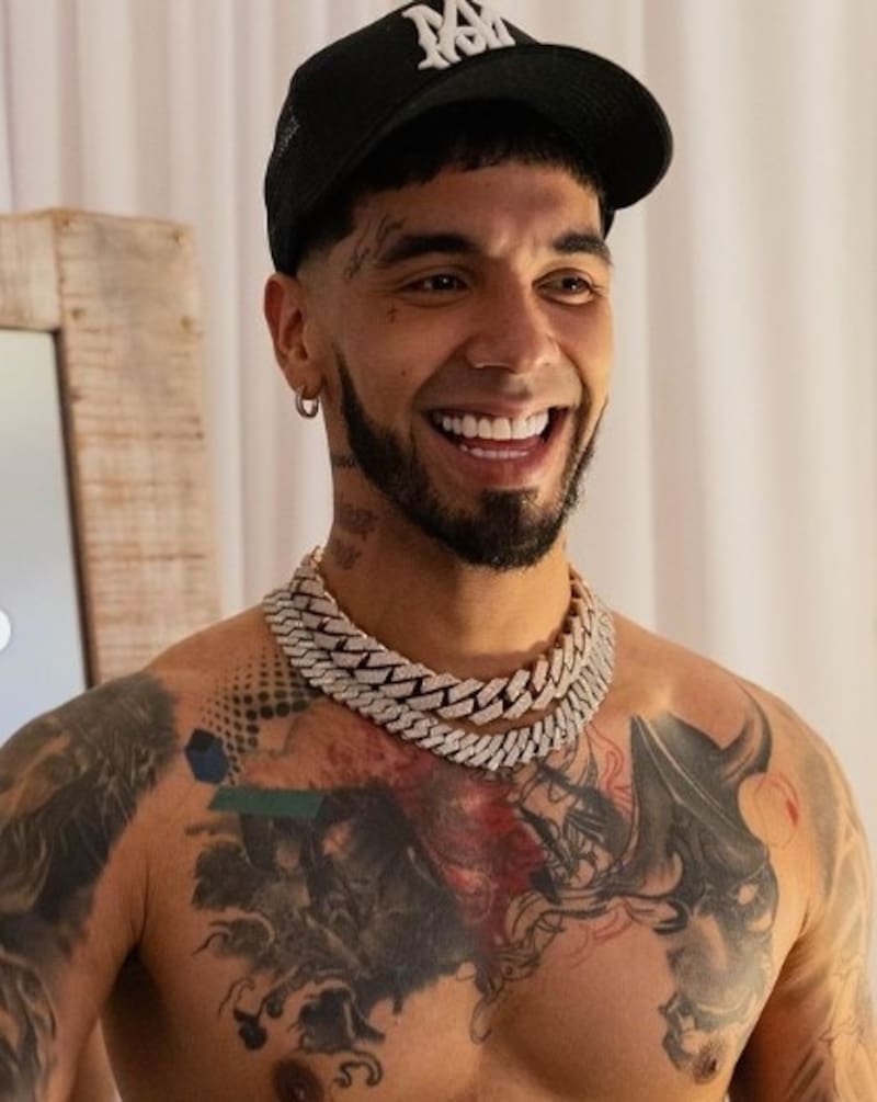La explosiva carta de Anuel en la que reconoce a otra hija, le pide perdón y se disculpa con fans El puertorriqueño tuvo que admitir la verdad - Créditos: Instagram
