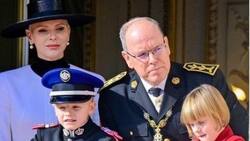 Mellizos de Charlene de Mónaco empiezan a disputar popularidad con hijos de príncipes William y Kate