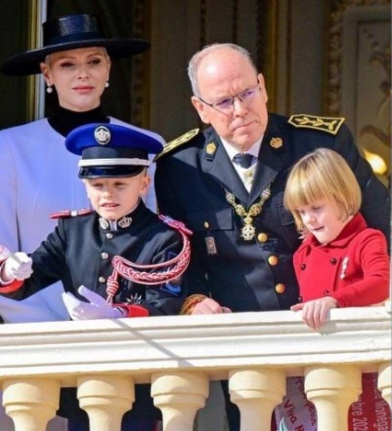 Mellizos de Charlene de Mónaco empiezan a disputar popularidad con hijos de príncipes William y Kate La Casa Grimaldi y sus máximos exponentes en el Día Nacional de Mónaco - Créditos: Instagram
