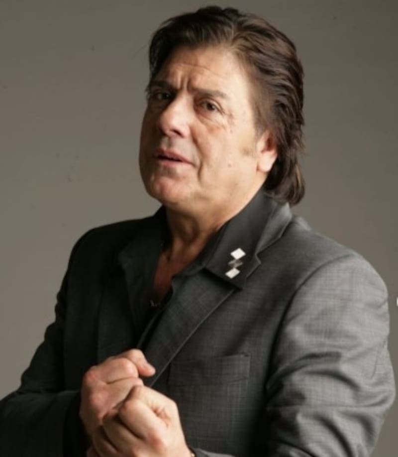 Cantante Zalo Reyes muere a los 69 años; la música popular chilena está de luto El cantante se encontraba en coma inducido. - Créditos: Instagram