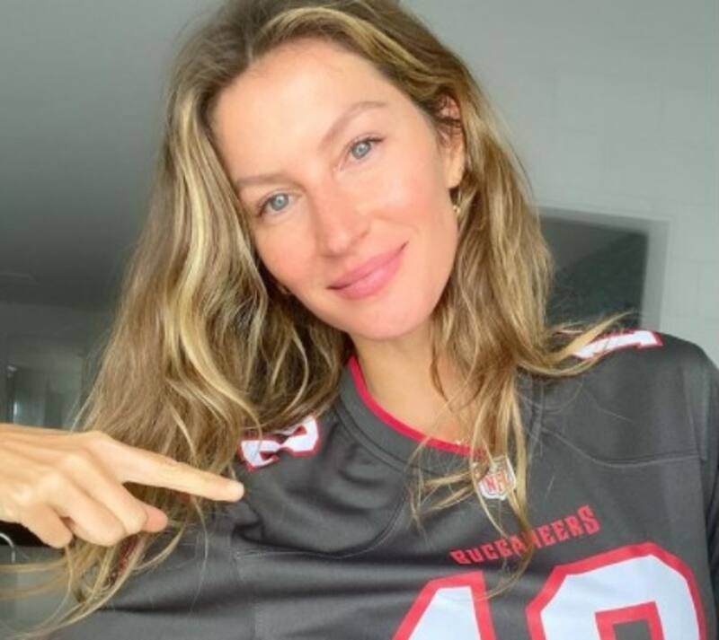 Bündchen enfrentó los 27 grados Celsius de Florida con un paseo a la piscina - Créditos: Instagram