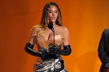 Criticada por contradictoria, Beyoncé dedica sus cuatro Grammy a una comunidad que la deslegitimó