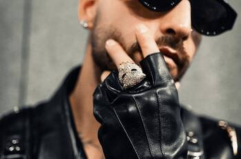 “Colombia ya no es Pablo Escobar”, asegura Maluma en los MTV EMA