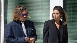La novia abogada de Johnny Depp demostró su amor por él y comprueba que sigue su relación