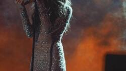 Danna Paola y otras famosas que apostaron por las transparencias en los Premios Juventud 2022