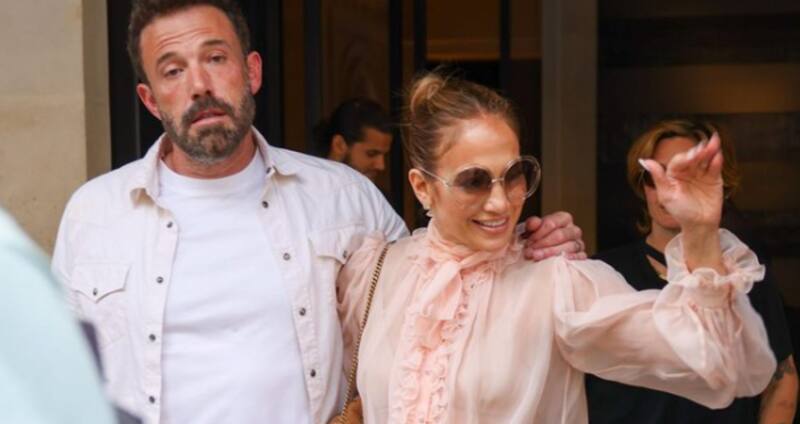 Ben Affleck se va con Matt Damon después de su boda con JLo - Créditos: TWITTER