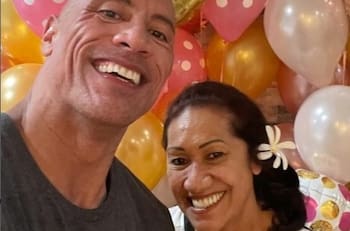 Madre de Dwayne Johnson grave tras accidente; La Roca agradece a los ángeles de que siga viva