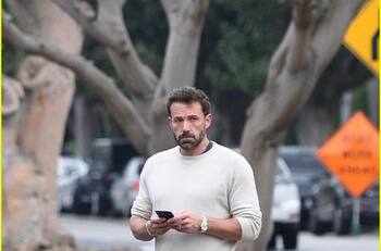 Ben Affleck es visto en Los Ángeles sin JLo ni Emme y con un look muy otoñal