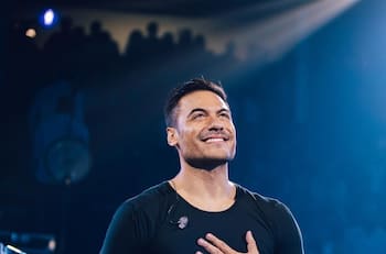 Carlos Rivera no puede olvidar a su padre, pero agradece apoyo de su público