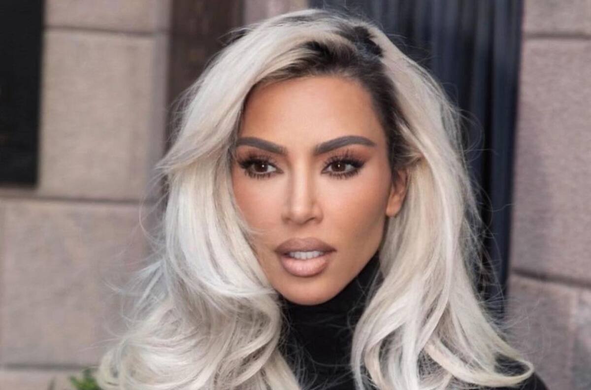 Cómo Kim Kardashian terminó con un collar de Lady Di en sus manos