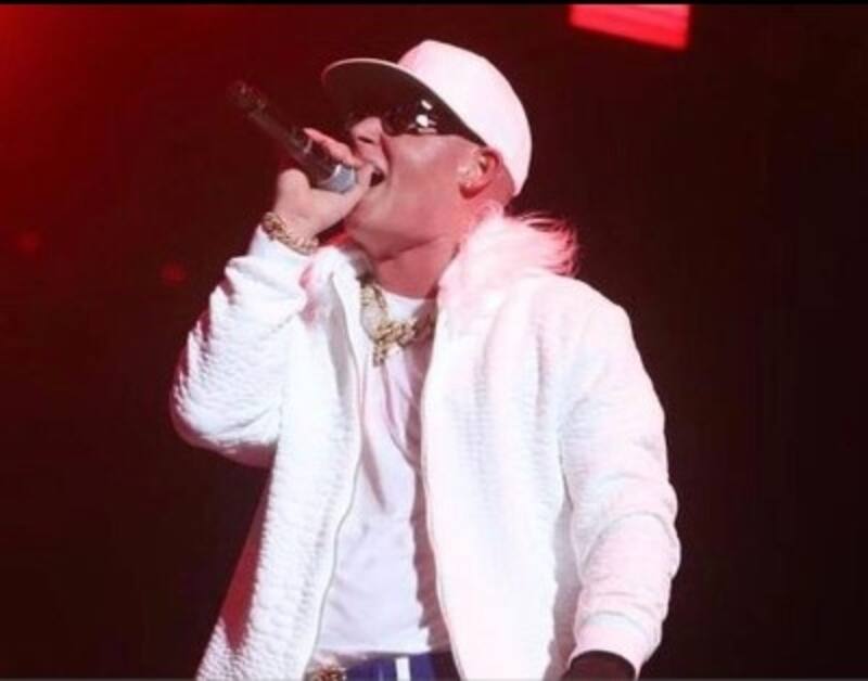 Rapero Cosculluela enfrenta juicio por violencia doméstica contra ex esposa y uso de arma de fuego El rapero pasa por complejos momentos - Créditos: Instagram