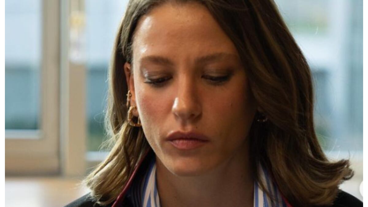 Serenay Sarikaya estuvo hasta fines de junio de vacaciones en Grecia.