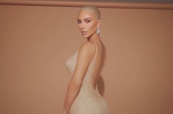Esto deberá pagar Kim Kardashian por los daños al vestido de Marilyn Monroe