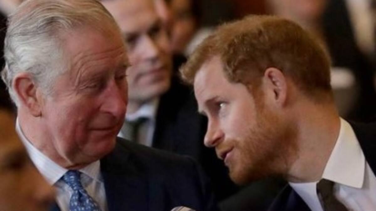 El príncipe Harry y el Rey Carlos III han conversado varias veces después que se publicó el libro Spare