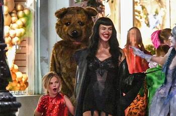 Bradley Cooper usa peculiar atuendo para pasar inadvertido junto a su hija e Irina Shayk