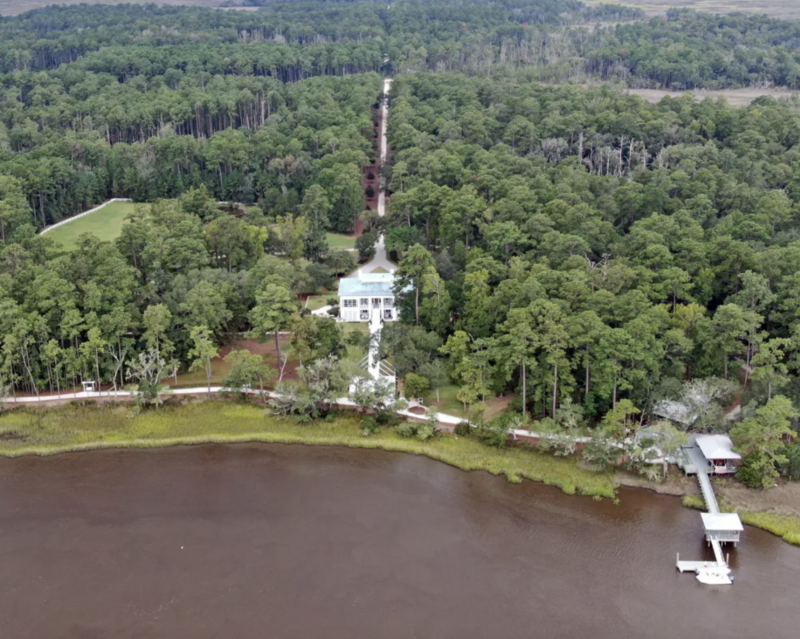 Filtran fotos de los preparativos de la boda de JLo y Ben Affleck - Créditos: Page Six