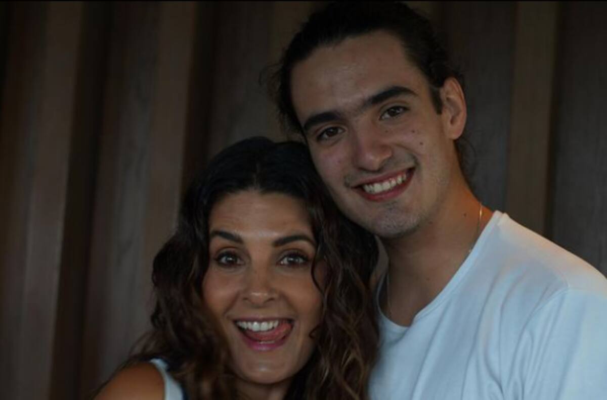 Así se expresó Mayrín Villanueva del romance de su hijo con Azul Guaita