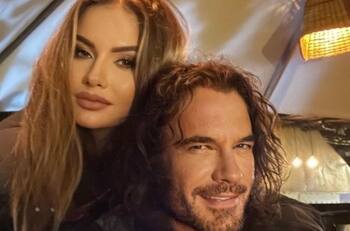 Mario Cimarro agradece a la musa que inspira su trabajo