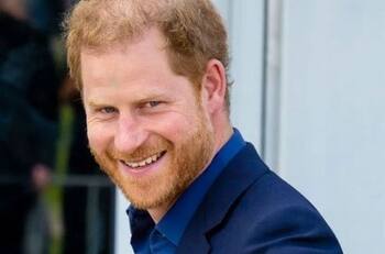 Regalan biografía del príncipe Harry dos meses antes de que salga a la venta en Reino Unido