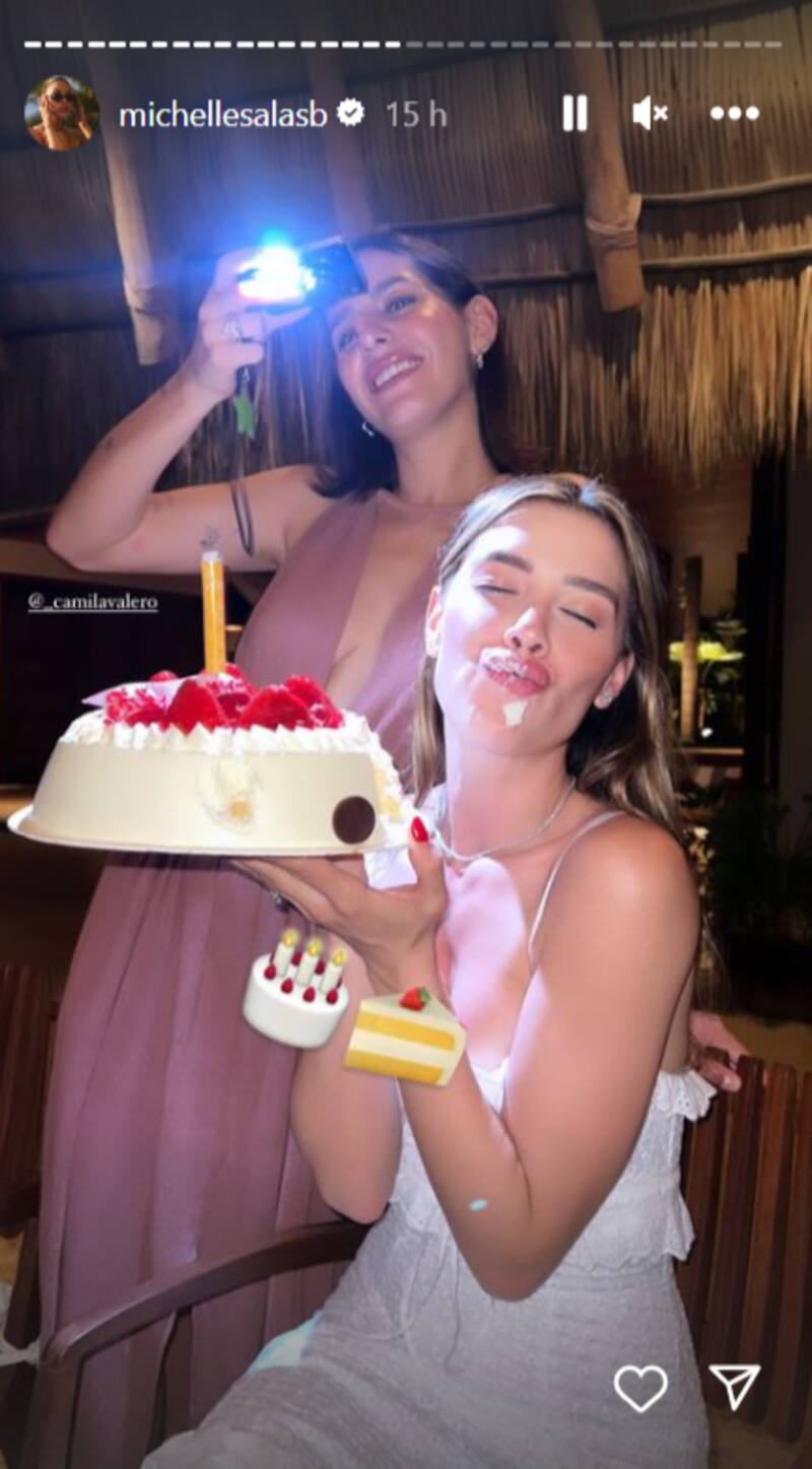 Michelle Salas celebró su 34 cumpleaños en un hotel estupendo, junto a sus amigos y cercanos.