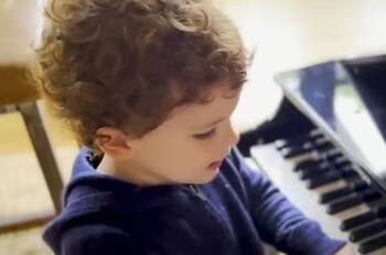 EL príncipe Archie celebró su cumpleaños rodeado de amor y un regalo inolvidable