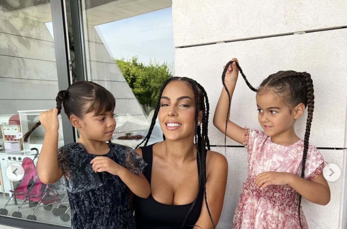 Hijas de Georgina Rodríguez se roban el look de su mamá y derriten las redes