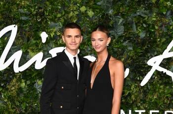 Romeo Beckham aún no supera a su ex novia Mia Regan, así lo demostró