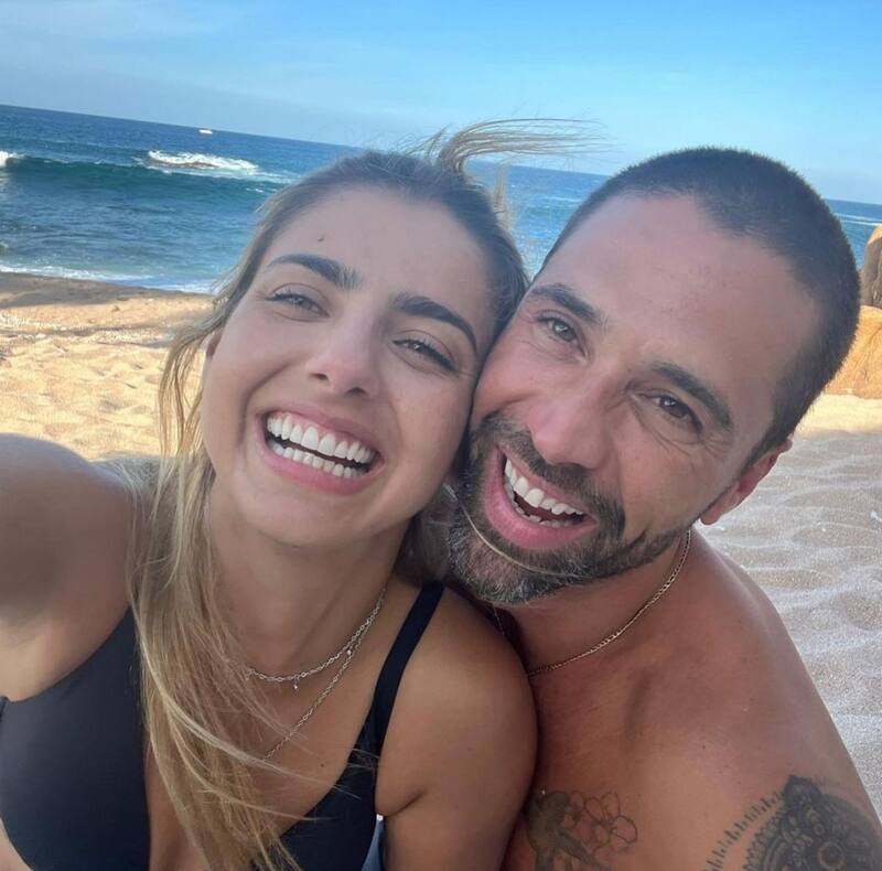 Renaud y Novoa dejaron a sus hijos Marcelo y Axel en México. - Créditos: Instagram