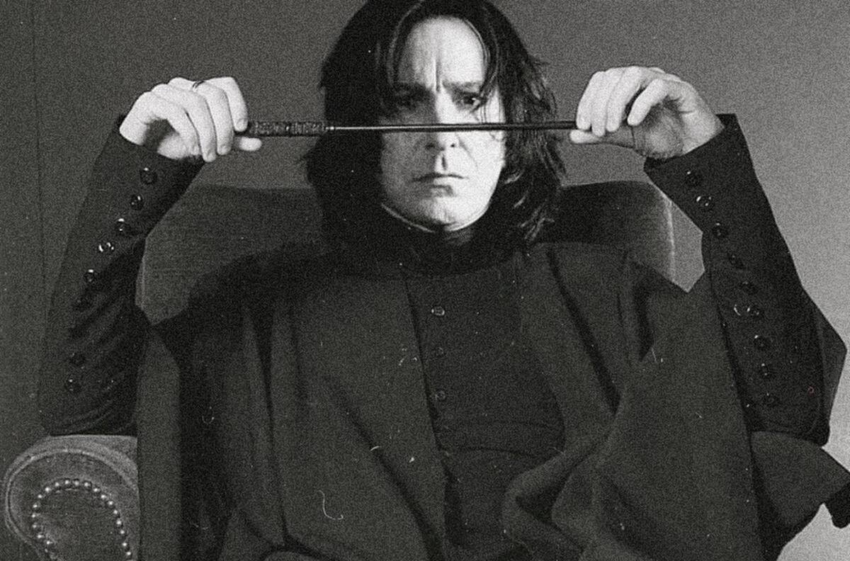 Alistan serie basada en Severus Snape, el estricto profesor de 'Harry Potter'