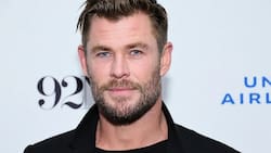 Chris Hemsworth comienza su retiro en Australia divirtiéndose junto a uno de sus hijos