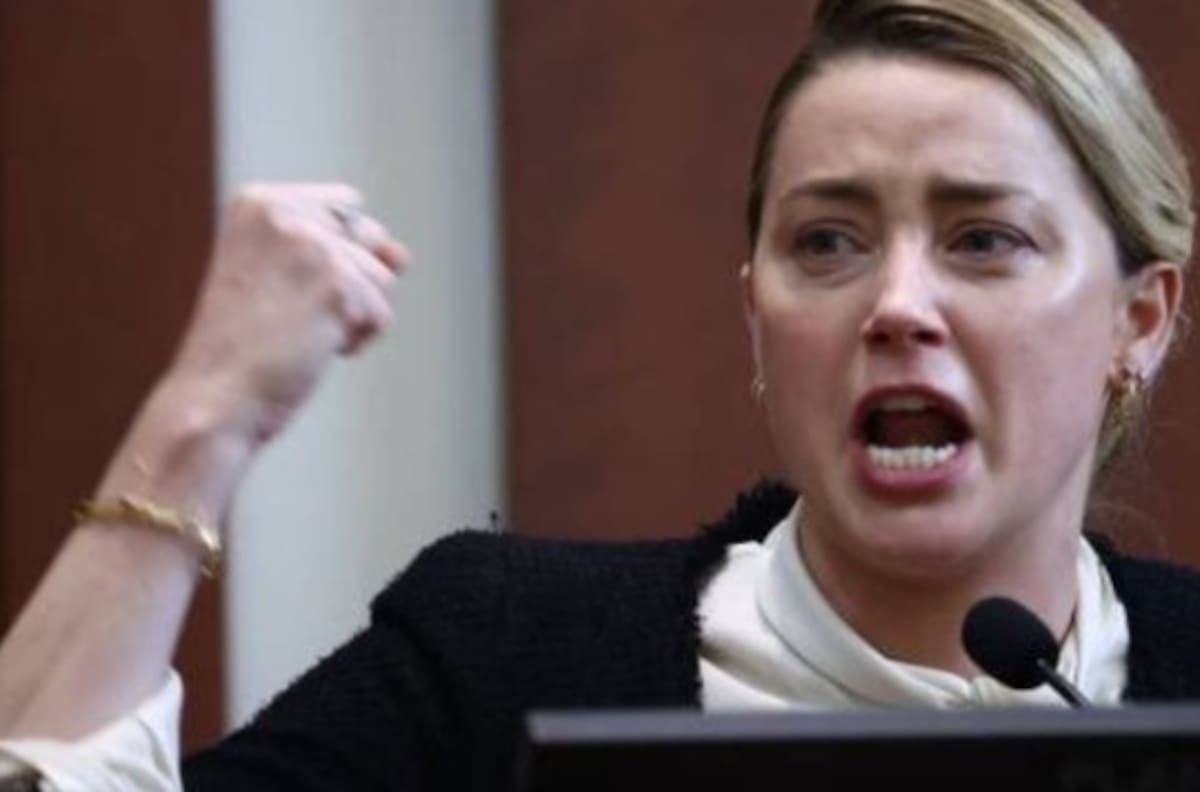 Amber Heard se deshace de sus bienes para pagarle a Johnny Deep