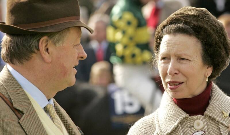 Andrew Parker Bowles tuvo un fugaz romance con la princesa Ana.