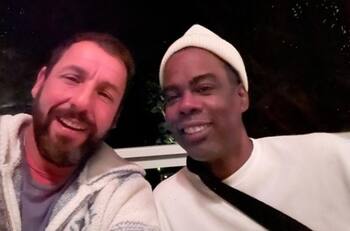 Adam Sandler se burla de Chris Rock y le adelanta su futuro