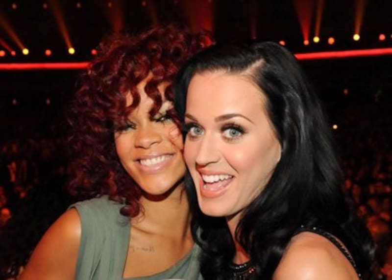 Katy Perry dedica emotivas palabras a Rihanna tras convertirse en madre por primera vez - Créditos: Instagram