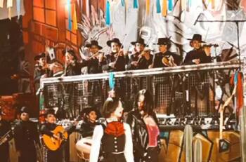 Ángela Aguilar y Yuridia son captadas grabando su colaboración